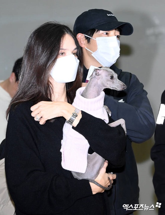 Song Joong Ki Katy Airport