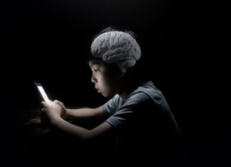 Smartphones ‘Burn’ Children’s Brains, Sparking Calls for Social Media Ban for Under 16s